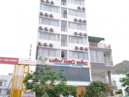 Phát hiện ba khách sạn ở Nha Trang tự ý xây vượt 76 phòng